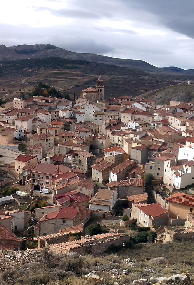 Vista aérea del pueblo de Ejulve en la provincia de Teruel